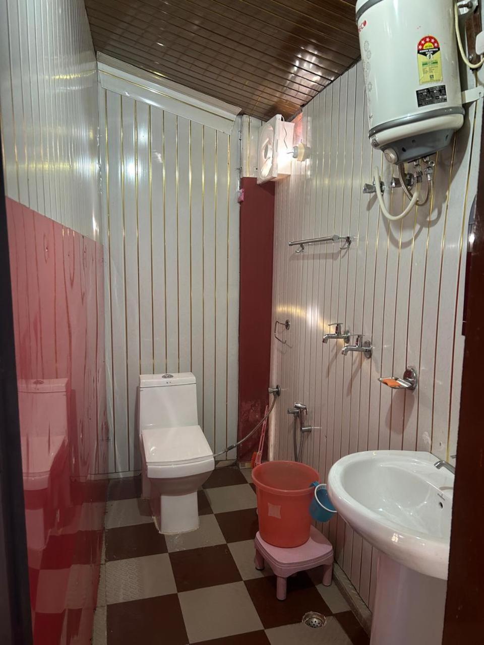 Hotel Mountain View Sari Zewnętrze zdjęcie