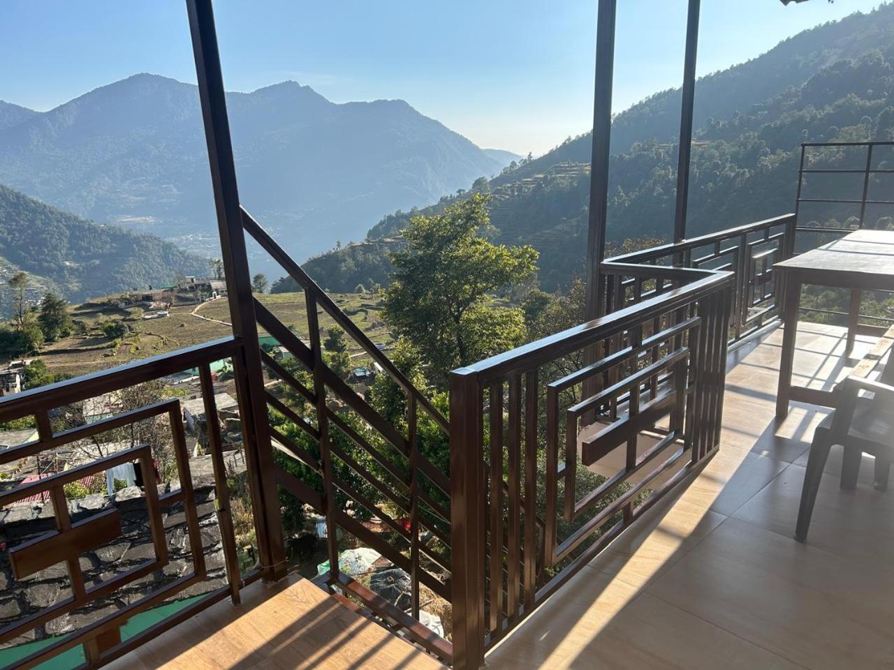 Hotel Mountain View Sari Zewnętrze zdjęcie
